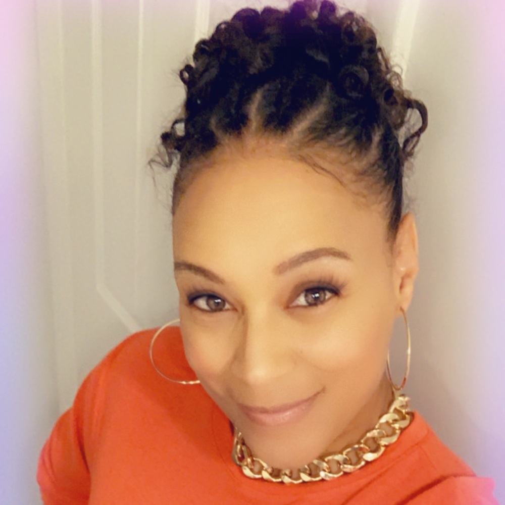 Meet your Posher, Staycie